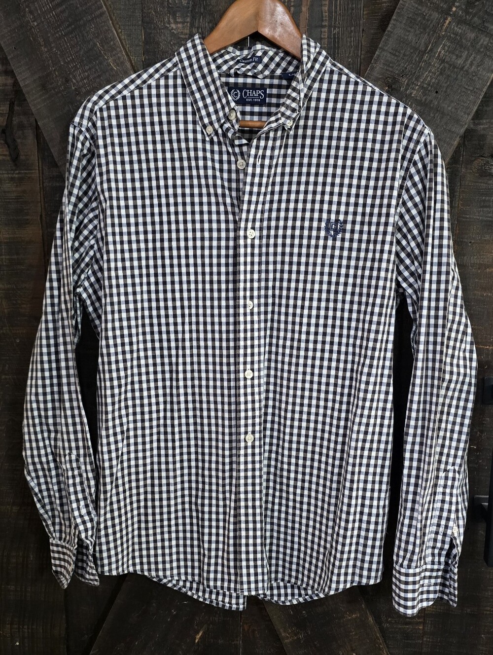 Chaps Men’s Black, Blue, & White Check Button-Down Shirt Size Large